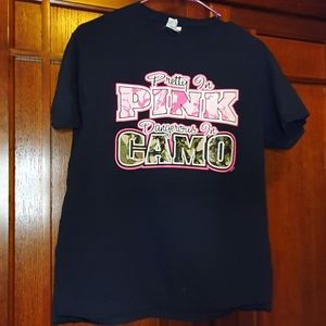 T-shirt - Pretty in Pink Dangerous in Camo